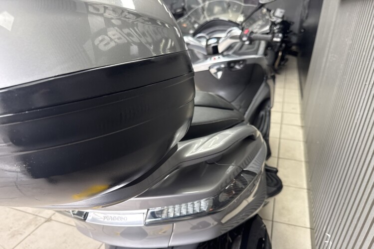 PIAGGIO X10 350