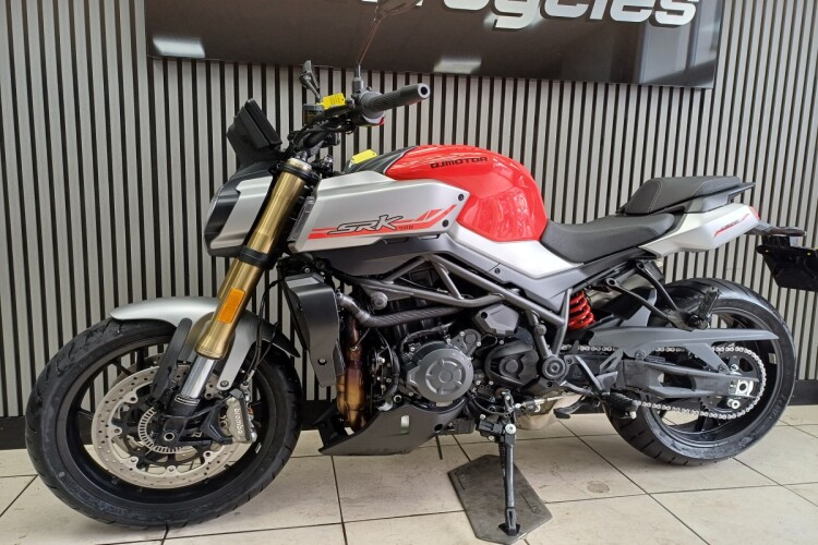 QJMOTOR SRK 900