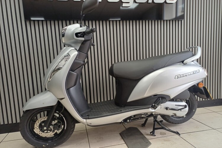 SUZUKI ADDRESS 125