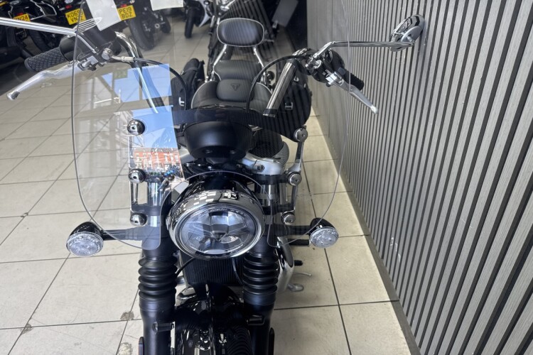 TRIUMPH SPEEDMASTER 1200