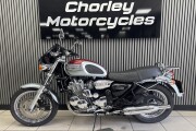 TRIUMPH THUNDERBIRD 900