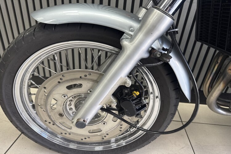 TRIUMPH THUNDERBIRD 900