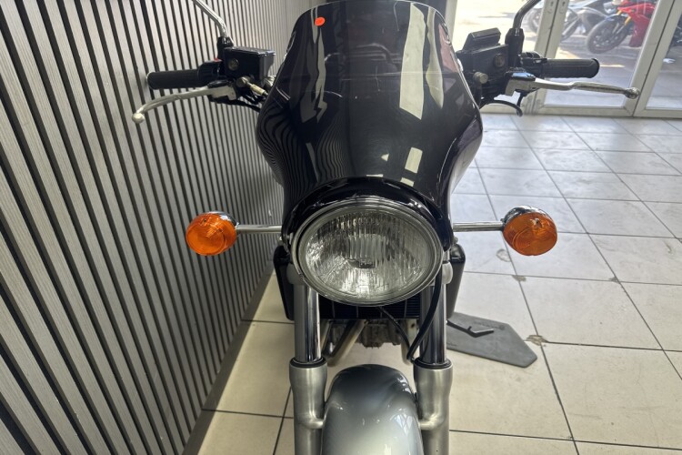 TRIUMPH THUNDERBIRD 900