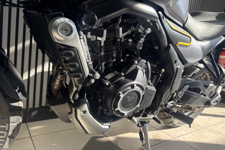 VOGE AC 525 X
