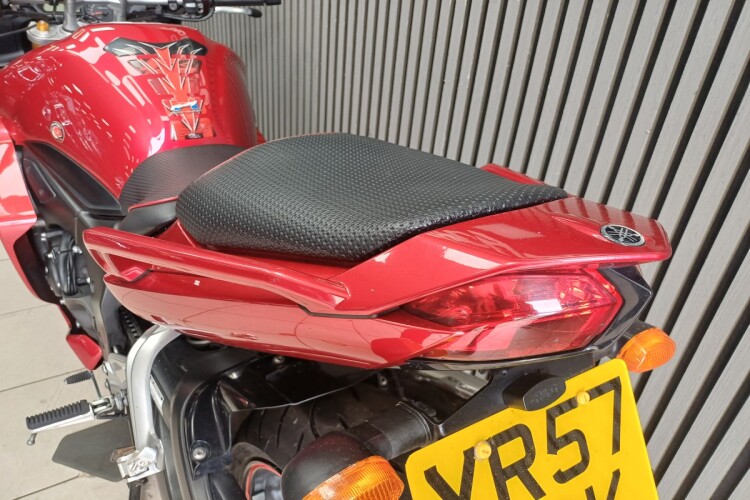 YAMAHA FZ1