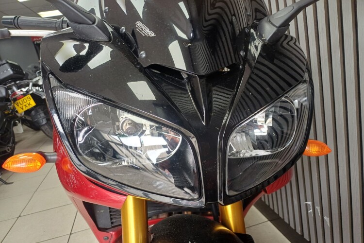 YAMAHA FZ1