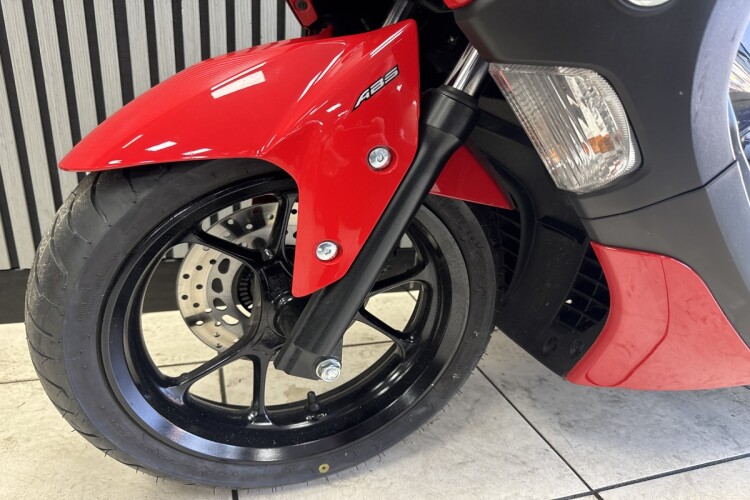 YAMAHA NMAX 125