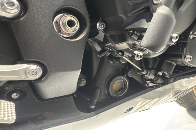 YAMAHA R1 SP