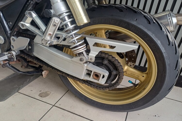 YAMAHA XJR 1300