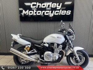 YAMAHA XJR 1300