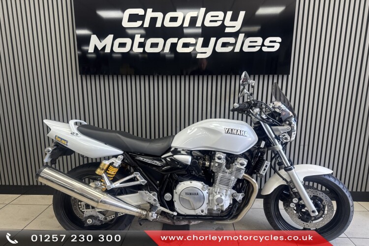 YAMAHA XJR 1300 for sale