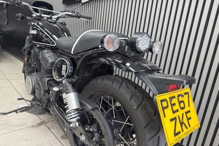 YAMAHA XV950