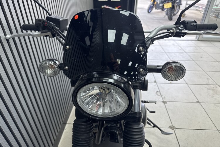 YAMAHA XV950