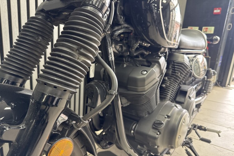 YAMAHA XV950