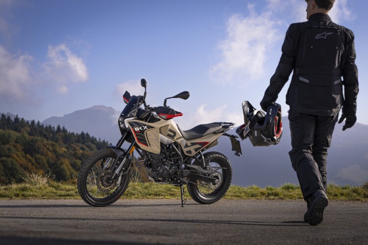 BENELLI BKX 125