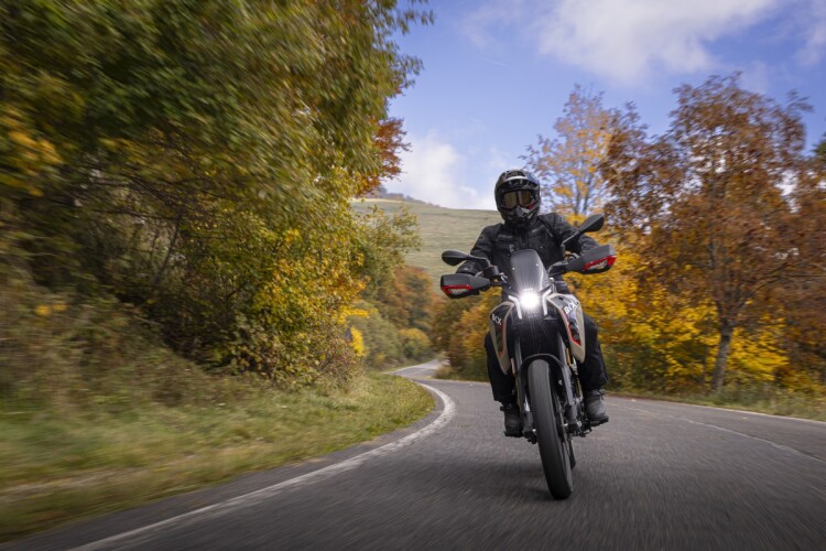 BENELLI BKX 125