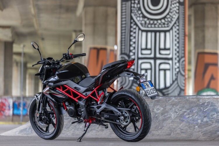 BENELLI BN