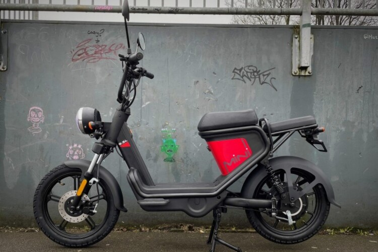 KEEWAY E-ZI MINI