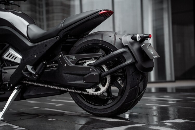 BENDA MOTO BENDA LFC700