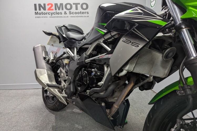 KAWASAKI Z125