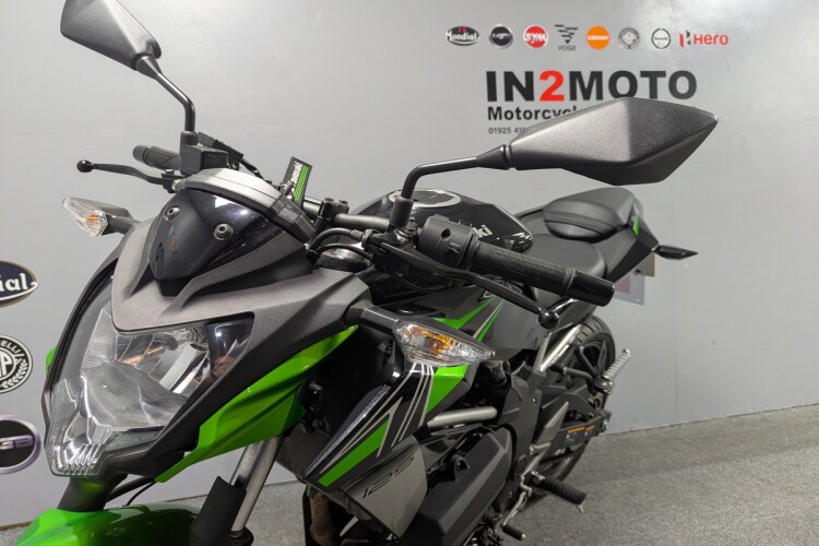 KAWASAKI Z125