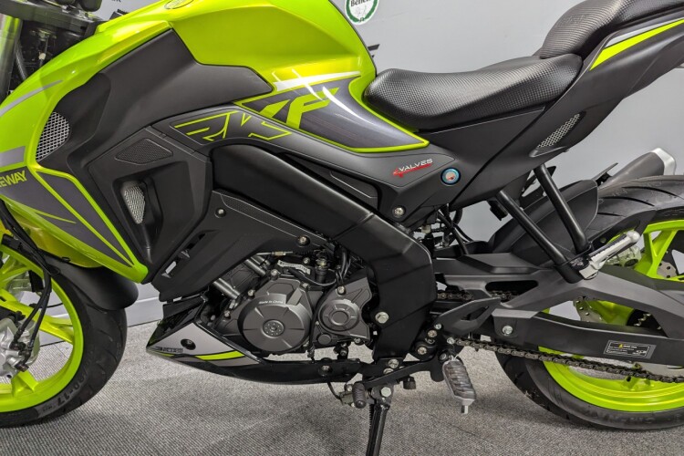 KEEWAY RKF 125