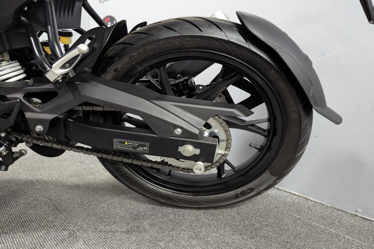 KEEWAY RKF 125