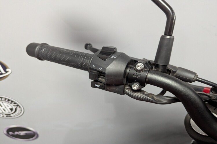 KEEWAY RKF 125