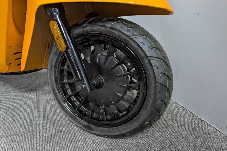 LAMBRETTA V125 SPECIAL