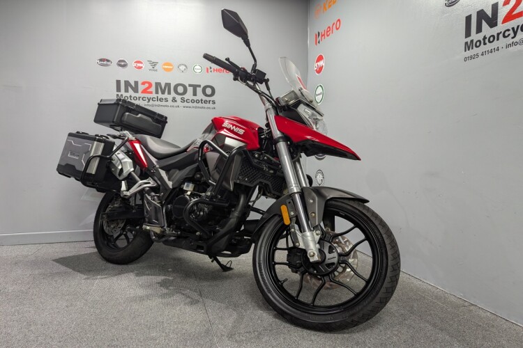 SINNIS TERRAIN 125