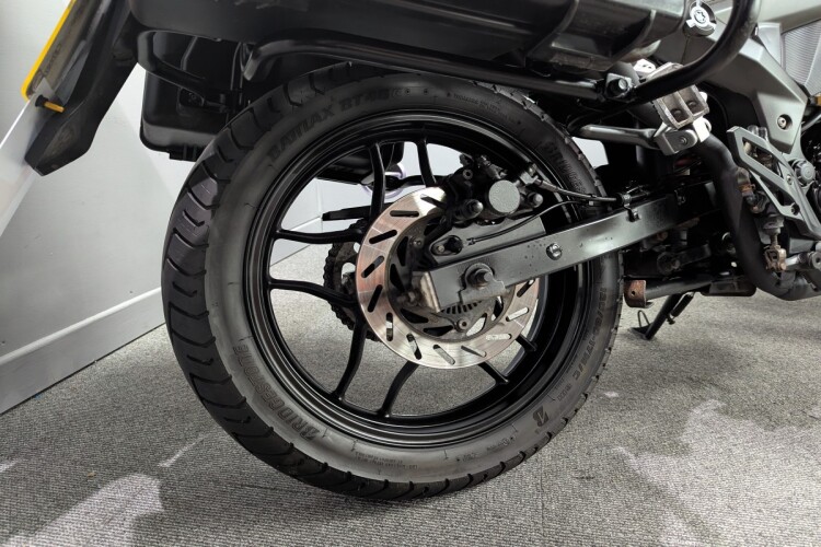 SINNIS TERRAIN 125