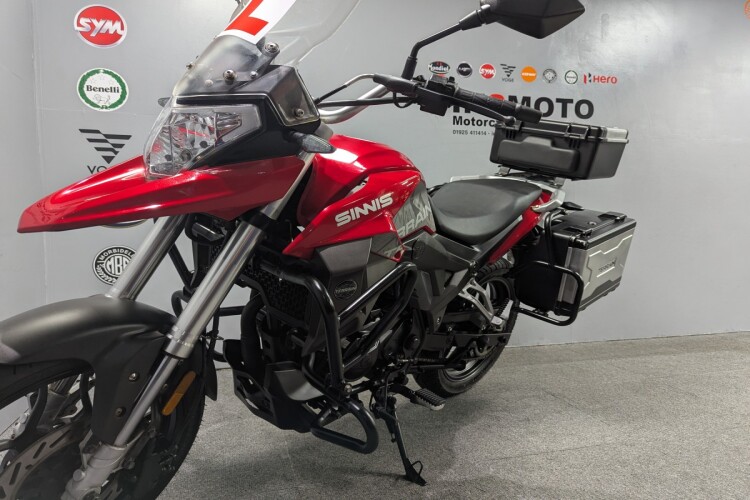 SINNIS TERRAIN 125