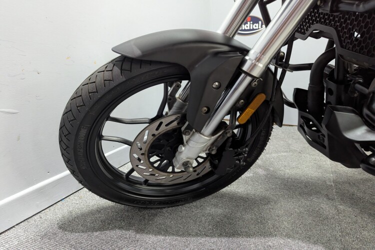 SINNIS TERRAIN 125