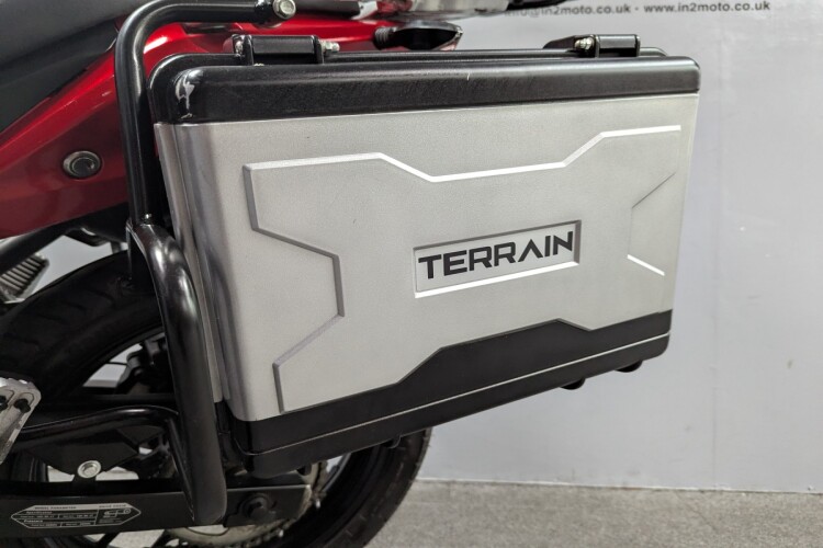 SINNIS TERRAIN 125