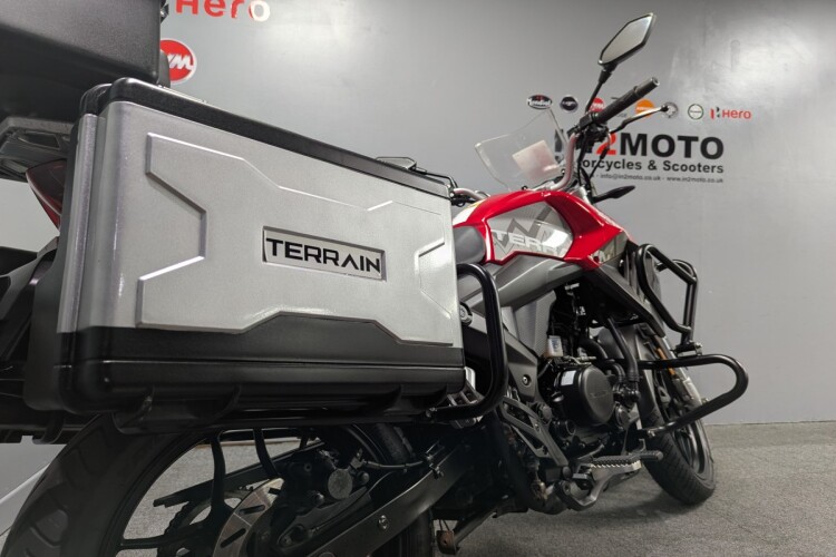 SINNIS TERRAIN 125