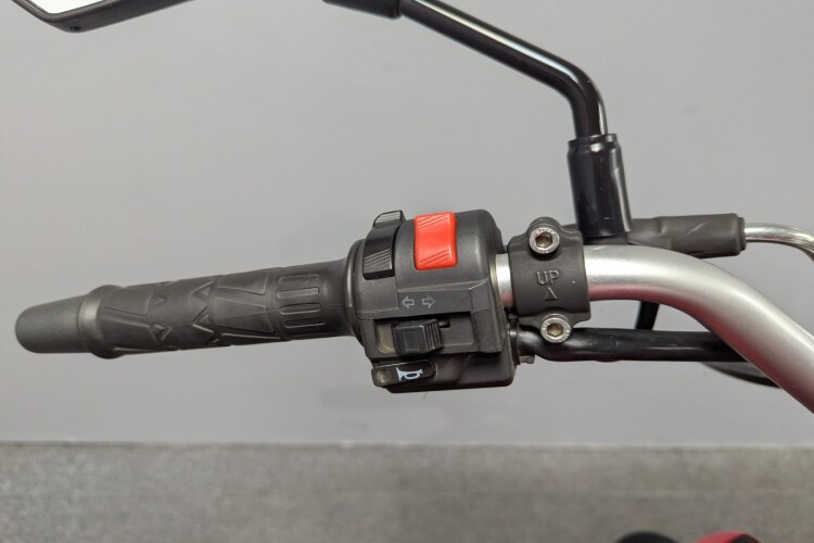 SINNIS TERRAIN 125
