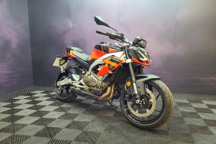APRILIA TUONO 457