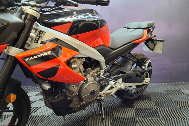 APRILIA TUONO 457