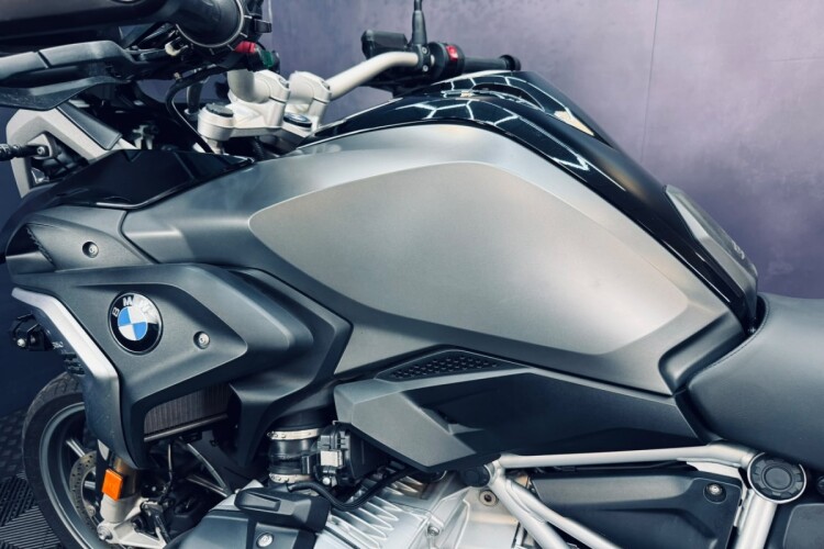 2020 BMW R 1250 GS, Black - photo 9