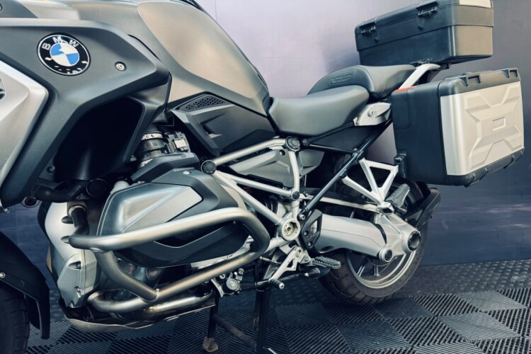 2020 BMW R 1250 GS, Black - photo 11