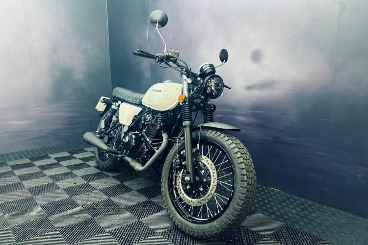 HERALD MOTOR CO MAVERICK 250