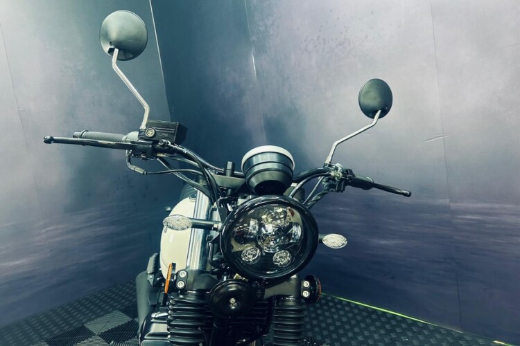 HERALD MOTOR CO MAVERICK 250