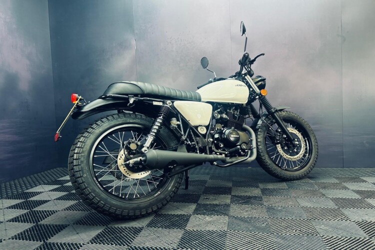 HERALD MOTOR CO MAVERICK 250