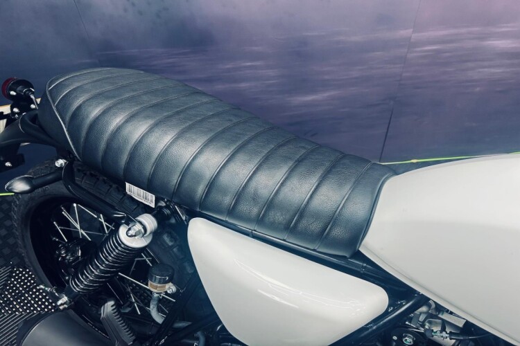 HERALD MOTOR CO MAVERICK 250