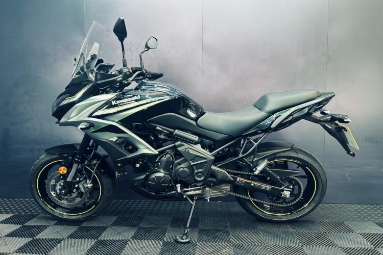 KAWASAKI VERSYS 650