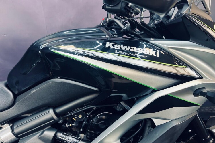 KAWASAKI VERSYS 650