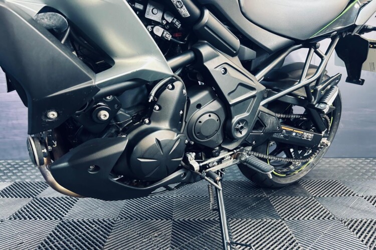 KAWASAKI VERSYS 650