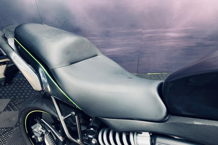 KAWASAKI VERSYS 650