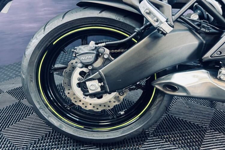KAWASAKI VERSYS 650