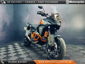2021 KTM 1290 SUPER ADVENTURE S, Black